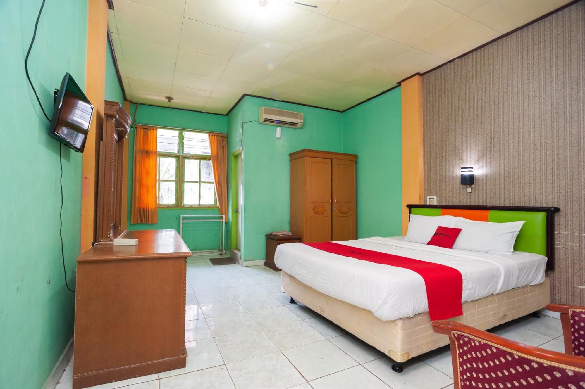 Reddoorz Syariah At Hotel Matahari 2 Jambi Exterior foto